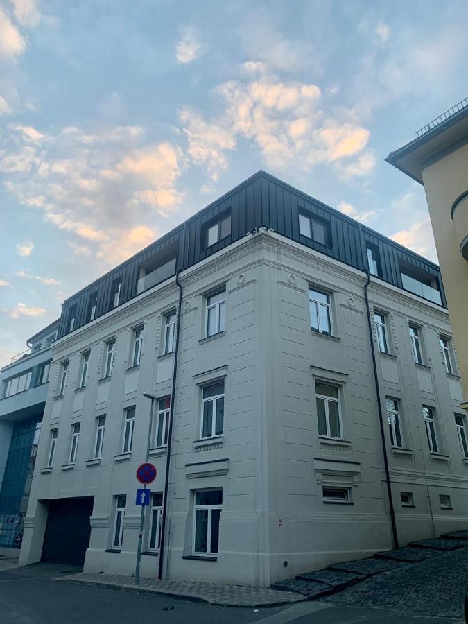 Bl - The Penthouse, 24Hr Self Check-In, 2 Bedrooms, Fireplace, Ac, Panoramic View From Main Balcony, 3-Minute Walk To City Center Banská Bystrica Exterior foto